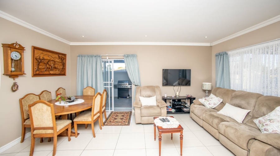 3 Bedroom Property for Sale in Gonubie Eastern Cape